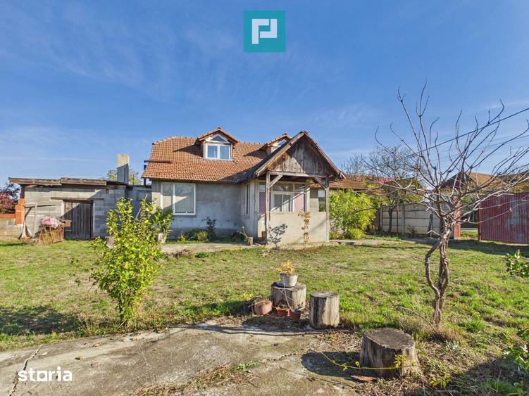 Casă cu 6 camere cu Teren 2610 Mp în Hidiș