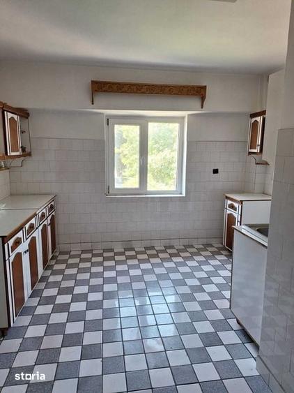 Apartament cu 4 camere în Central