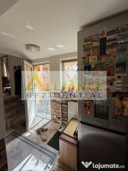 Casă cu 5 camere cu Teren 754 Mp în Cățelu
