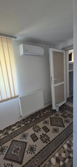 Casă cu 2 camere cu Teren 400 Mp în Central