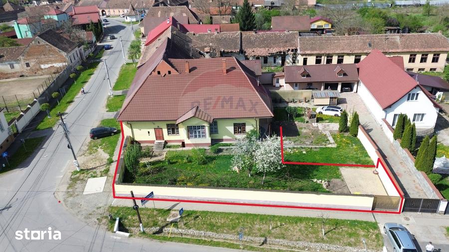 Casă cu 3 camere cu Teren 470 Mp în Dumbrăveni
