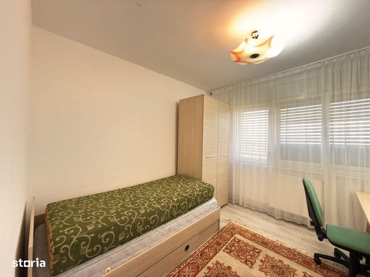Apartament cu 3 camere semidecomandat în Olimpia-Stadion