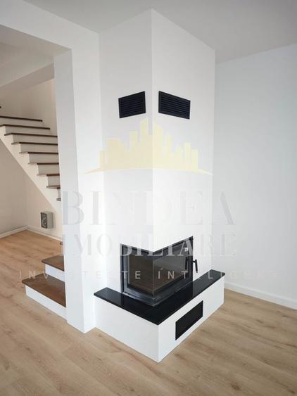 Duplex cu 4 camere cu Canalizare în Dumbrăvița