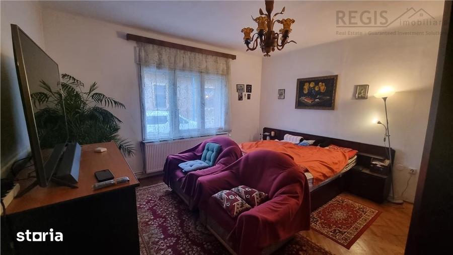 Casă cu 5 camere cu Teren 240 Mp în Bartolomeu