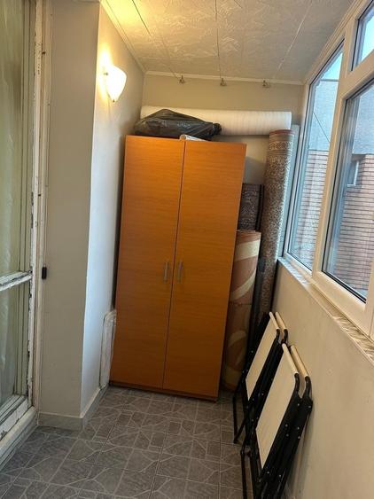 Apartament cu 4 camere decomandat în Titan