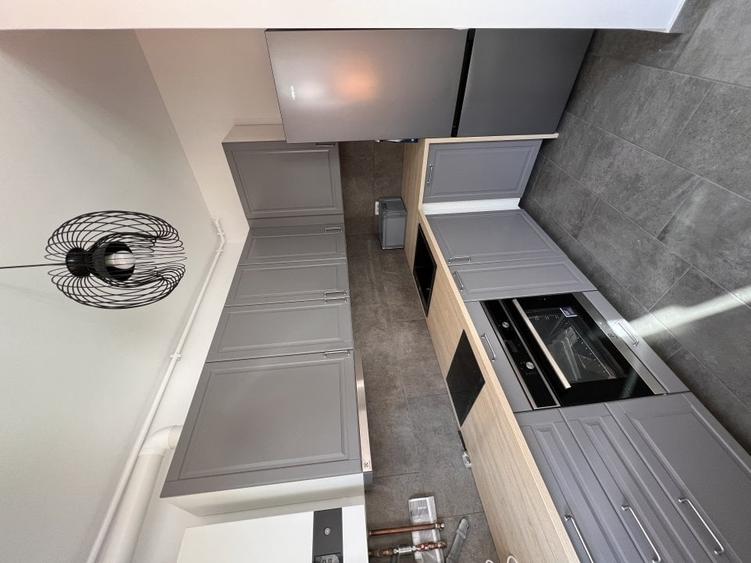 Apartament cu 2 camere decomandat în Lipovei