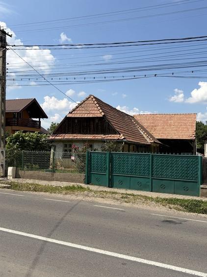 Casă cu 4 camere în Mihai Viteazu