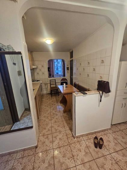 Apartament cu 2 camere decomandat în Rahova