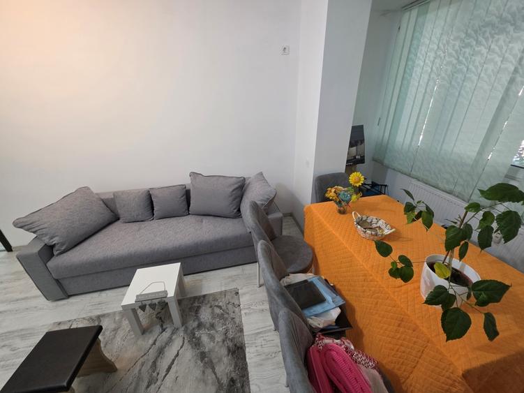 Apartament cu 2 camere semidecomandat în Giurgiului