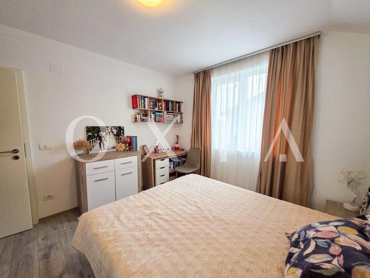 Apartament cu 2 camere semidecomandat, mobilat în Giroc