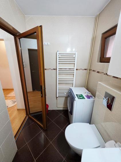 Apartament cu 2 camere decomandat în 9 Mai
