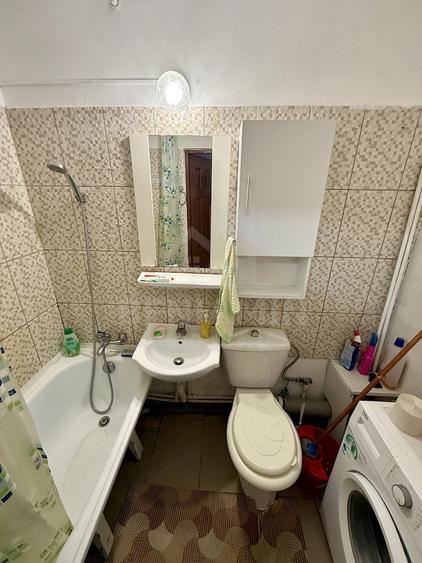 Apartament cu 3 camere decomandat în Brazda lui Novac