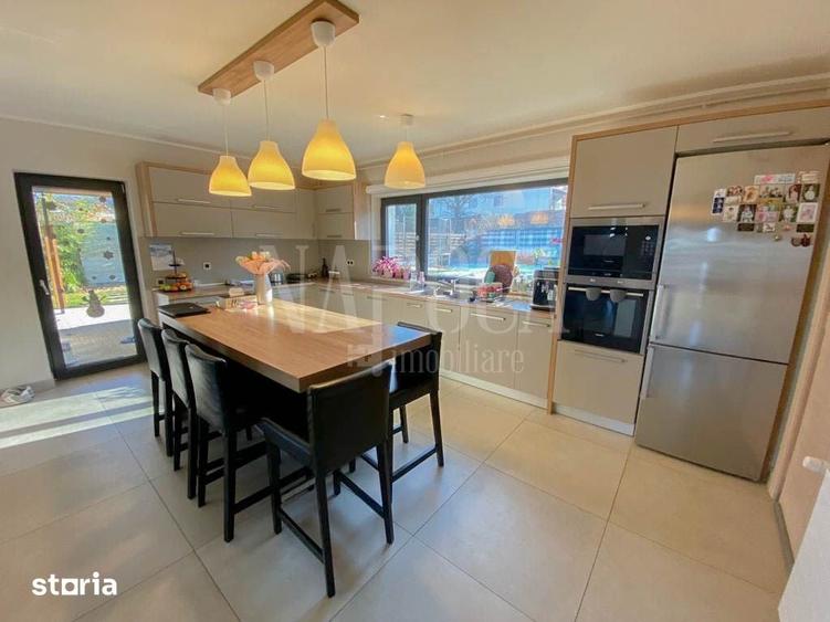 Casă cu 4 camere cu Teren 690 Mp în Feleacu