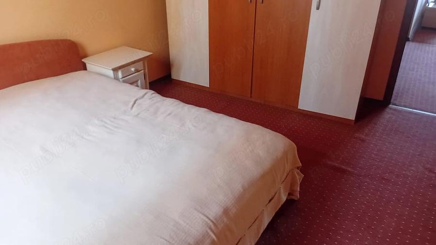 Casă cu 6 camere cu Teren 508 Mp în Bujac