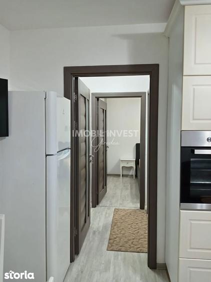 Apartament cu 3 camere în Cetate