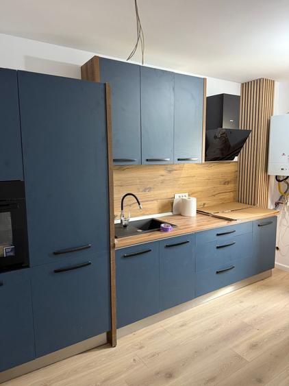 Apartament cu 3 camere semidecomandat în Fălticeni