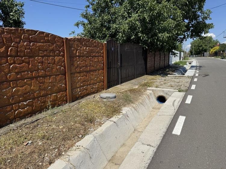 Casă cu 4 camere în Drăgănești de Vede