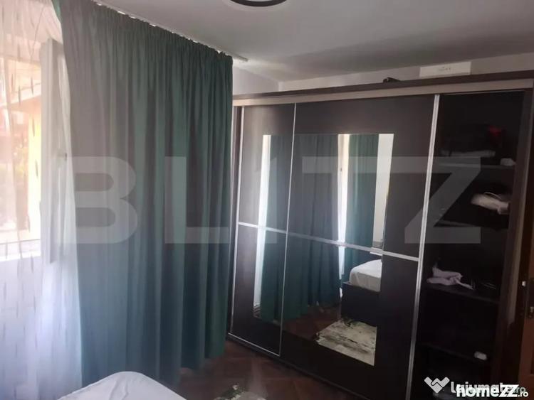 Apartament cu 2 camere semidecomandat în Micro 11