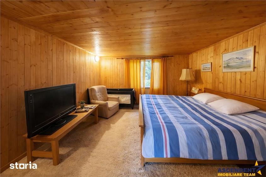 Casă cu 3 camere cu Teren 1360 Mp în Lunca