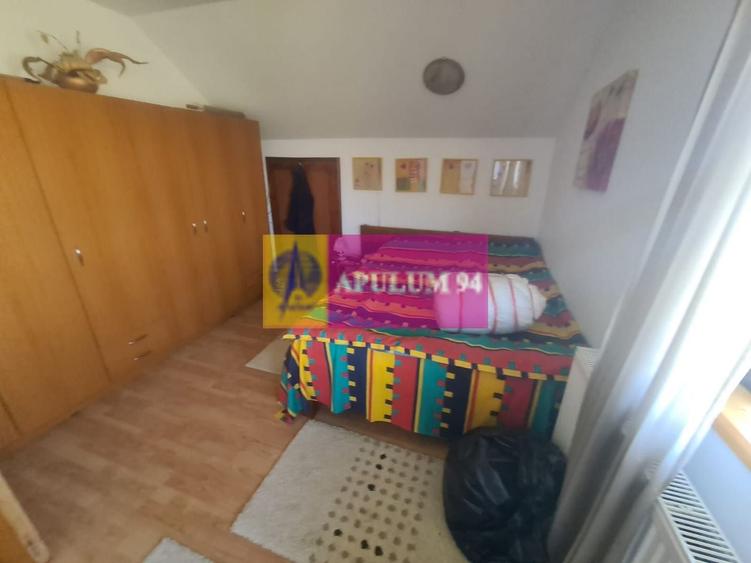 Casă individuală cu 5 camere cu Canalizare în Ghioșești