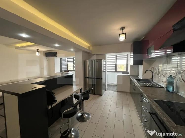 Apartament cu 3 camere decomandat în Calea București