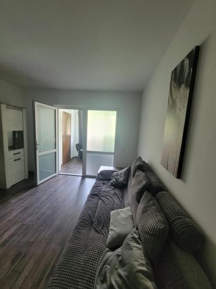 Apartament cu 2 camere decomandat în Florești — fotografia 2