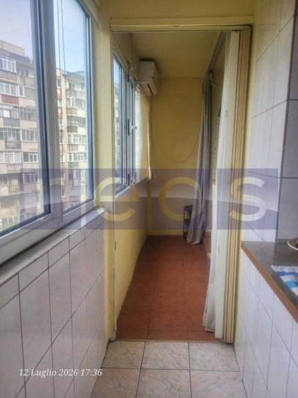 Garsonieră semidecomandată, mobilată în Tineretului