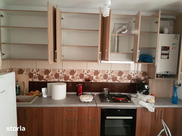 Casă cu 3 camere cu Teren 450 Mp în Tomești