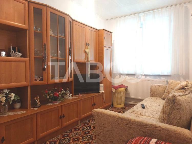 Apartament cu 3 camere decomandat, mobilat în Cisnădie