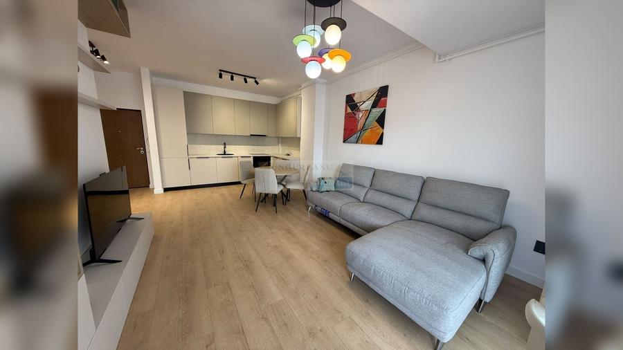 Apartament cu 2 camere decomandat, mobilat în Florești