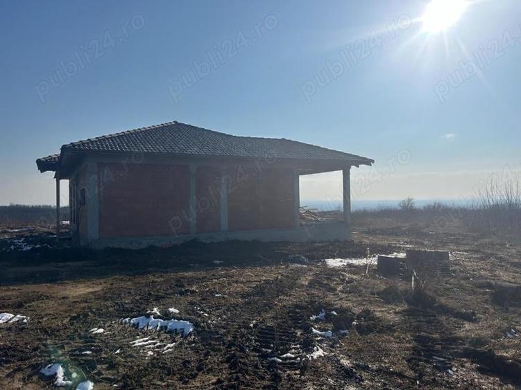 Casă cu 3 camere cu Teren 430 Mp în Lugoj
