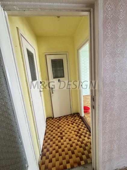 Apartament cu 2 camere semidecomandat în Torontalului