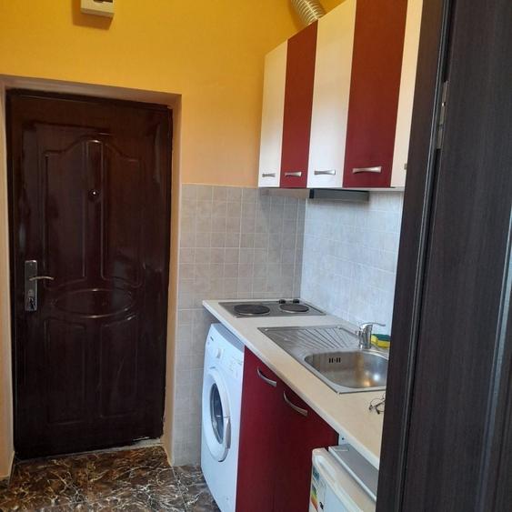 Garsonieră decomandată în Exterior Vest