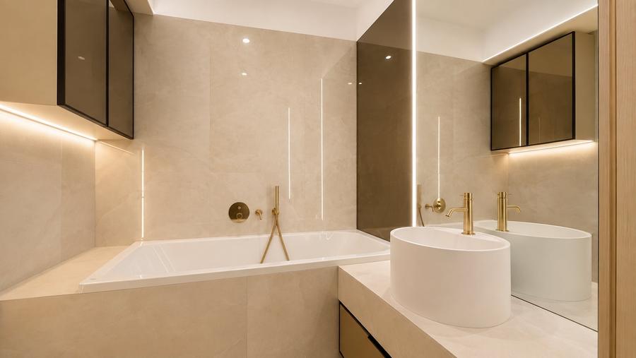 Apartament cu 3 camere decomandat, mobilat în Pipera