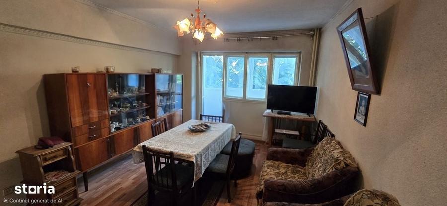Apartament cu 3 camere decomandat în Colentina
