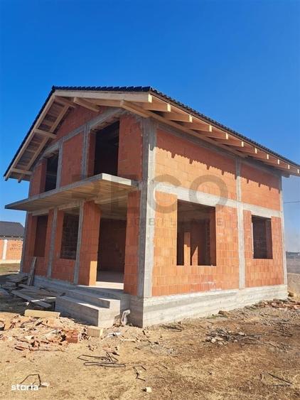 Casă cu 3 camere în Cihei