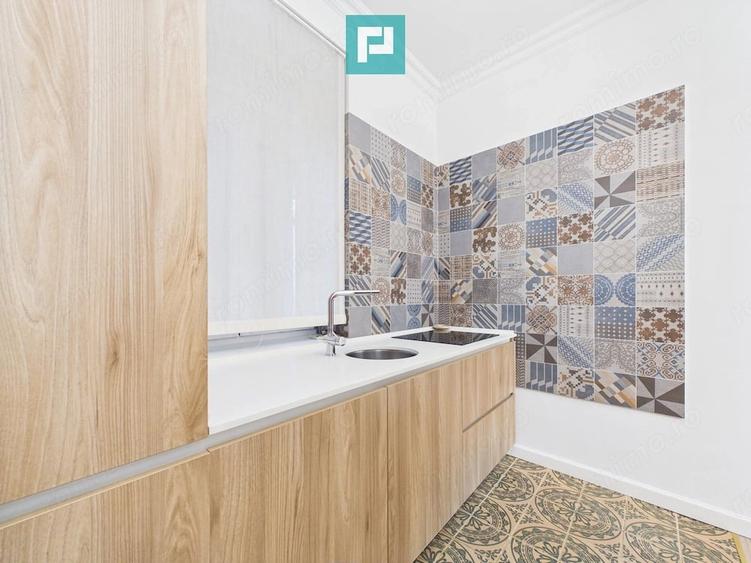 Apartament cu 3 camere semidecomandat în Ultracentral