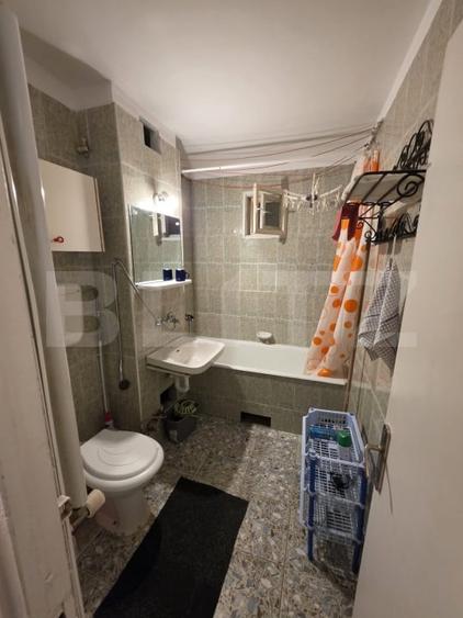 Apartament cu 3 camere decomandat, mobilat în Zorilor
