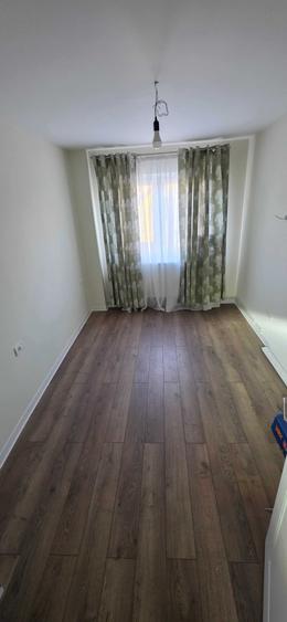 Apartament cu 3 camere decomandat în Aurel Vlaicu
