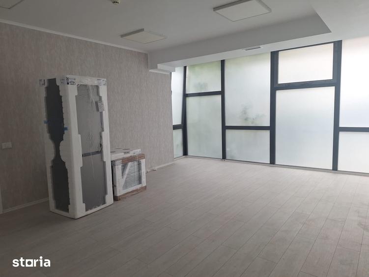 Spațiu comercial, de 70 mp, în Drumul Taberei