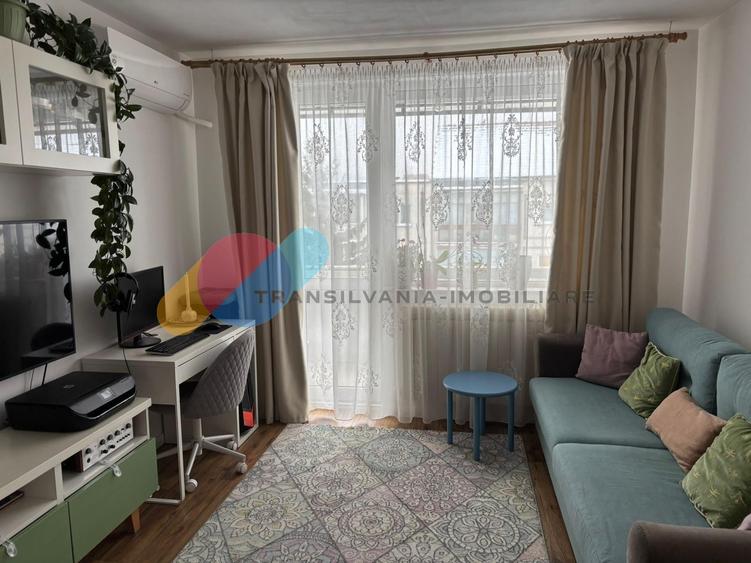 Apartament cu 3 camere semidecomandat, mobilat în Grigorescu