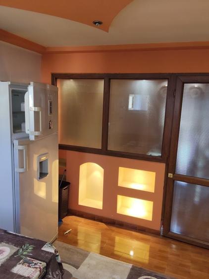 Apartament cu 3 camere decomandat în Micro 11