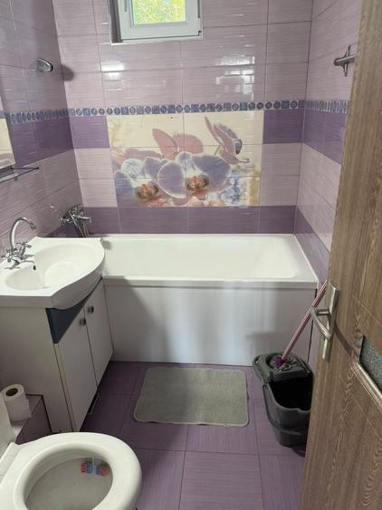 Apartament cu 2 camere semidecomandat în Calea București