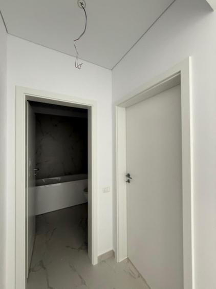 Apartament cu 2 camere semidecomandat în Militari