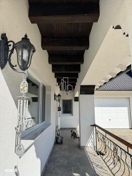 Casă cu 4 camere cu Teren 1734 Mp în Vânători