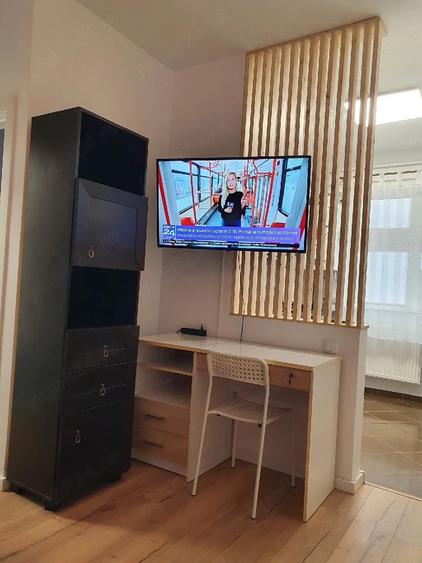 Garsonieră decomandată în Central