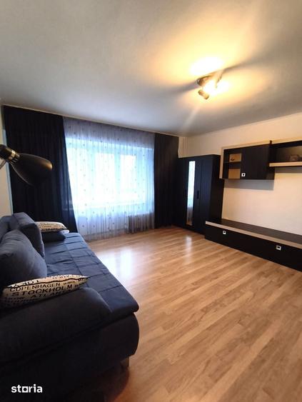 Apartament cu 2 camere semidecomandat în Basarab