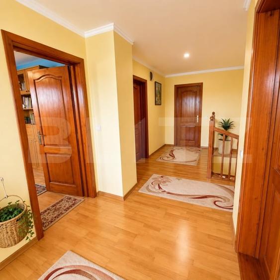 Duplex cu 6 camere cu Canalizare în Braytim