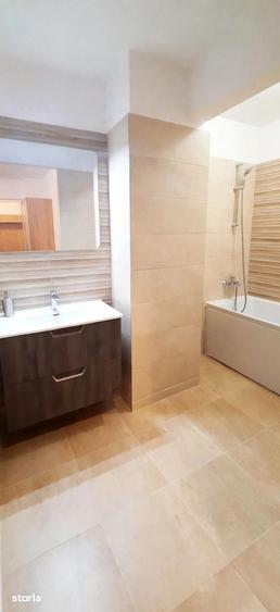 Apartament cu 2 camere decomandat în Bârnova