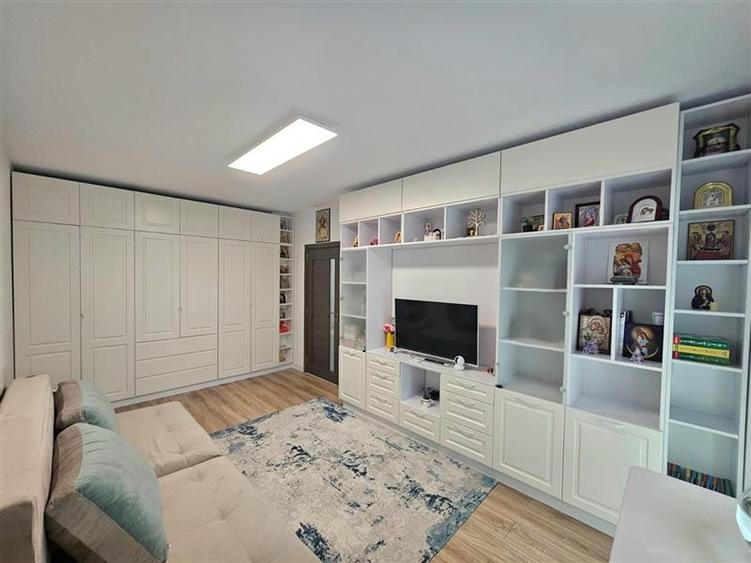 Apartament 2 camere Tatarasi, bloc nou, etaj intermediar - 1